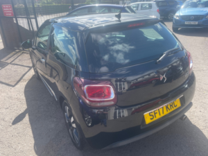 2017 Ds Automobiles Ds 3 1.2 Puretech Chic Hatchback 3dr Petrol Manual Euro 6 (82 Ps) in Black — image 6