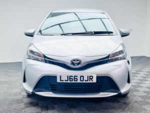 2016 Toyota Yaris 1.33 Dual Vvt-I Icon Multidrive S Euro 6 5dr in Other — image 2
