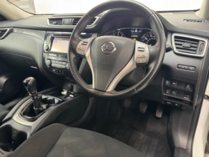 2015 Nissan X-Trail 1.6 Dig-T N-Tec Euro 6 (s/s) 5dr in White — image 4