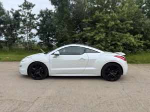 2013 Peugeot Rcz 1.6 Thp Gt in White — image 2