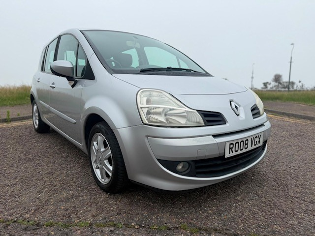 2008 Renault Grand Modus 1.6 Vvt Dynamique in Silver — image 1