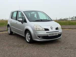 2008 Renault Grand Modus 1.6 Vvt Dynamique in Silver — image 2