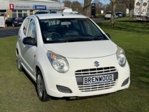 2014 Suzuki Alto 1.0 12v Sz Hatchback 5dr Petrol Manual Euro 5 (68 Ps) in White — image 2