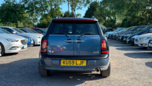 2010 MINI Clubman 1.6 Cooper Steptronic Euro 4 5dr in Blue — image 5