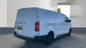 2019 Vauxhall Vivaro 1.5 Turbo D 2900 Dynamic in White — image 3