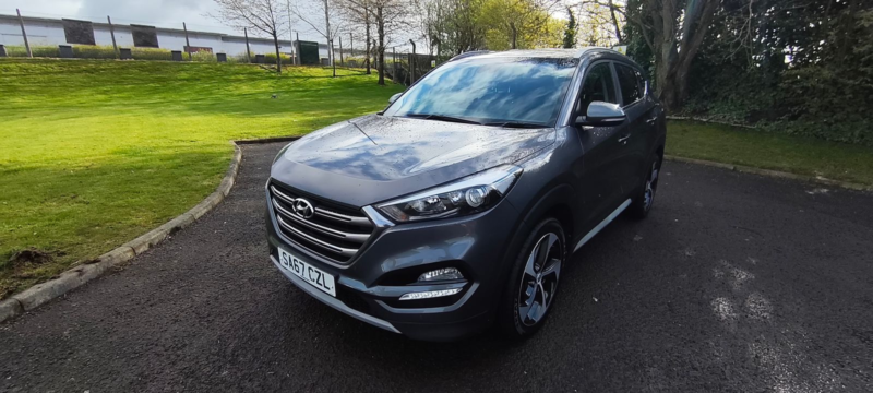 2017 Hyundai Tucson 2.0 Crdi Premium SUV 5dr Diesel Auto 4WD Euro 6 (136 Ps) in Grey — image 1