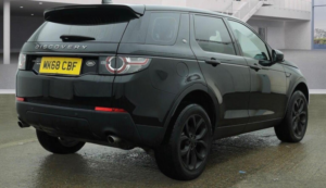 2018 Land Rover Discovery Sport 2.0 Si4 Hse Auto 4WD Euro 6 (s/s) 5dr in Black — image 4