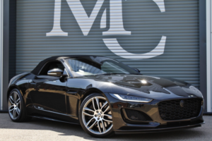 2020 Jaguar F-Type 5.0 V8 R-Dynamic P450 AWD Covertible in Black — image 2