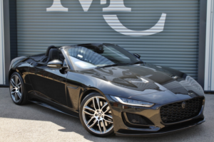 2020 Jaguar F-Type 5.0 V8 R-Dynamic P450 AWD Covertible in Black — image 3