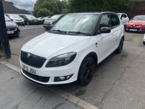 2012 Skoda Fabia 1.6 Tdi Monte Carlo in White — image 5