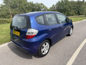 2010 Honda Jazz 1.4 I-Vtec Es in Blue — image 3
