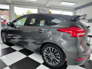2017 Ford Focus 1.5 Tdci St-Line Euro 6 (s/s) 5dr in Grey — image 4