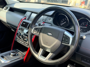 2018 Land Rover Discovery Sport Td4 Hse Dynamic Lux in Red — image 2