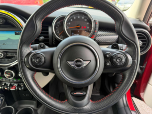 2016 MINI Hatch 2.0 Cooper S Auto Euro 6 (s/s) 5dr in Red — image 4