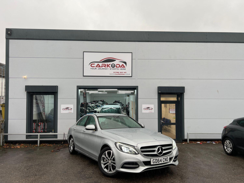 2015 Mercedes-Benz C Class 2.1 C220 Bluetec Sport in Silver — image 1