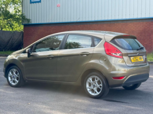 2012 Ford Fiesta 1.4 Zetec 5dr in Brown — image 6