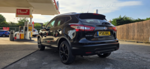 2015 Nissan Qashqai 1.6 Dci N-Tec+ in Black — image 4