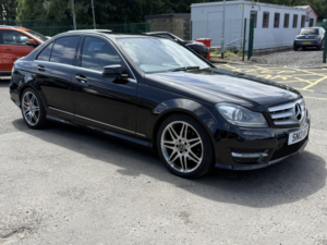 2013 Mercedes-Benz C Class 2.1 C250 Cdi Blueefficiency Amg Sport Plus in Black — image 2
