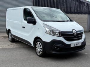 2021 Renault Trafic 2.0 Dci Energy 30 Business Swb Standard Roof Euro 6 (s/s) 5dr in White — image 3