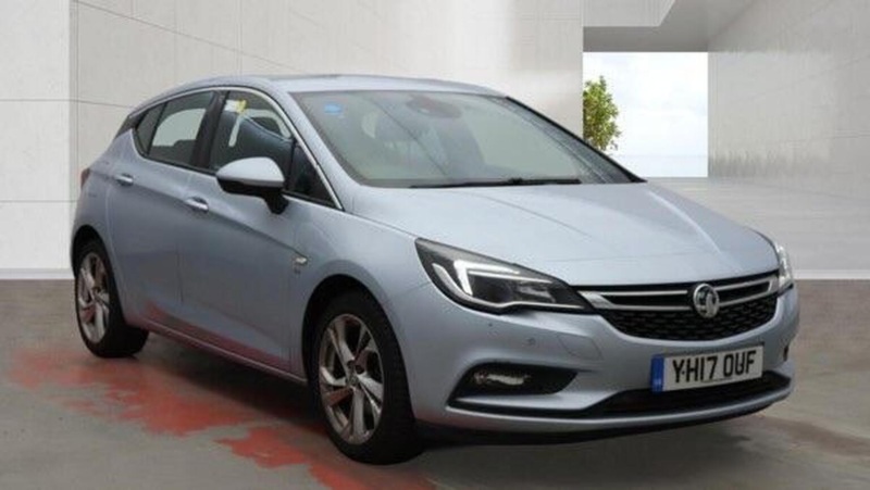 2017 Vauxhall Astra 1.4i Turbo Sri Auto Euro 6 (s/s) 5dr in Silver — image 1