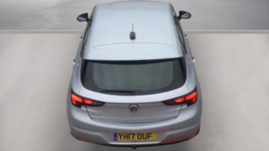 2017 Vauxhall Astra 1.4i Turbo Sri Auto Euro 6 (s/s) 5dr in Silver — image 4