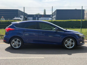2016 Ford Focus 1.0t Ecoboost Zetec Euro 6 (s/s) 5dr in Blue — image 6