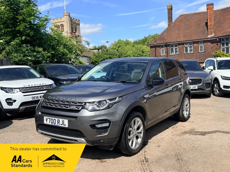 2015 Land Rover Discovery Sport Td4 Hse in Grey — image 1
