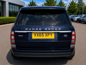 2015 Land Rover Range Rover 4.4 Sd V8 Autobiography Auto 4WD Euro 6 (s/s) 5dr in Blue — image 5