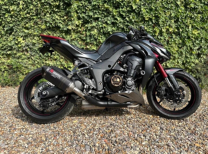 2016 Kawasaki Z1000 1000 Special Edition in Red — image 3