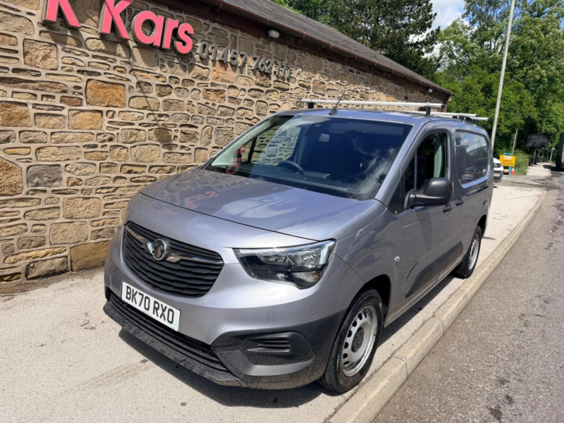 2020 Vauxhall Combo 1.5 Turbo D 2300 Edition L2 H1 Euro 6 (s/s) 4dr in Grey — image 1