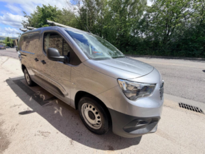 2020 Vauxhall Combo 1.5 Turbo D 2300 Edition L2 H1 Euro 6 (s/s) 4dr in Grey — image 3