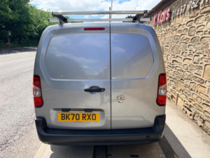 2020 Vauxhall Combo 1.5 Turbo D 2300 Edition L2 H1 Euro 6 (s/s) 4dr in Grey — image 6