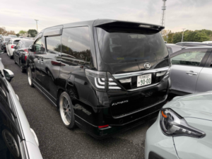 2013 Toyota Alphard 240x in Black — image 5