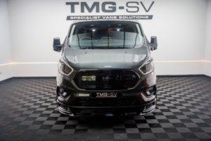 2022 Ford Transit Custom 2.0 Transit Custom Ecoblue Limited Kombi Van 5dr Diesel Auto L1 H1 Euro 6 Rs Sport in Grey — image 5