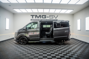 2022 Ford Transit Custom 2.0 Transit Custom Ecoblue Limited Kombi Van 5dr Diesel Auto L1 H1 Euro 6 Rs Sport in Grey — image 6