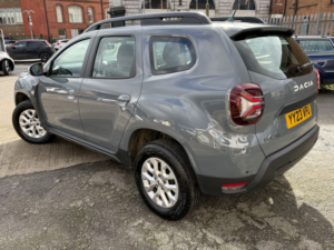 2023 Dacia Duster 1.3 Expression Tce 150 4x2 Edc My23 in Grey — image 4