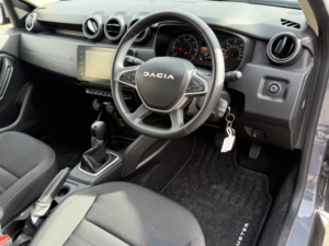 2023 Dacia Duster 1.3 Expression Tce 150 4x2 Edc My23 in Grey — image 5