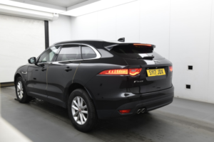 2017 Jaguar F-Pace 2.0 D180 Prestige in Black — image 4