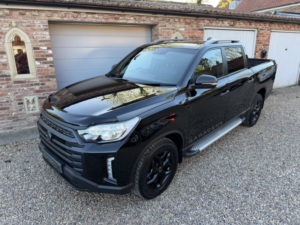 2023 Ssangyong Musso Saracen Plus + 2.2 E-Xdi Lwb in Black — image 2