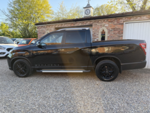 2023 Ssangyong Musso Saracen Plus + 2.2 E-Xdi Lwb in Black — image 4