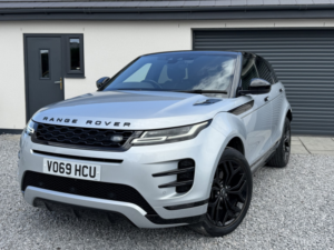 2019 Land Rover Range Rover Evoque 2.0 D180 R-Dynamic Se in Silver — image 2