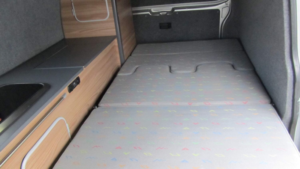 2004 Volkswagen Transporter 2.5 T30 Lwb Camper Van in Silver — image 2