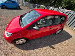 2017 Volkswagen Up 1.0 Take Up! in Red — image 2