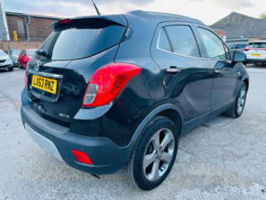 2013 Vauxhall Mokka 1.7 Cdti Se 4WD Euro 5 (s/s) 5dr in Black — image 4