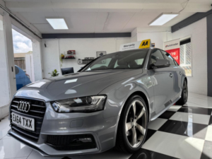 2014 Audi A4 2.0 Tdi Black Edition Multitronic Euro 5 (s/s) 4dr in Grey — image 3