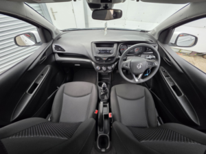 2016 Vauxhall Viva 1.0 I Se in White — image 2