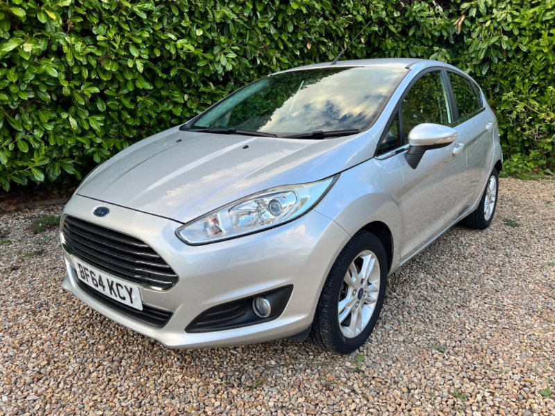 2014 Ford Fiesta 1.3 Zetec in Silver — image 1