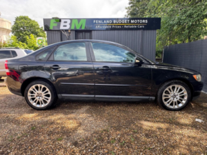 2004 Volvo S40 2.0d Se 4dr in Black — image 5