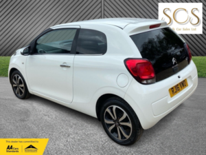 2016 Citroen C1 1.2 Puretech Flair in White — image 5
