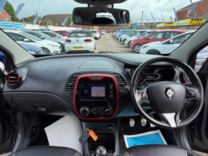 2016 Renault Captur 1.5 Dci Energy Signature Nav Euro 6 (s/s) 5dr in Grey — image 2